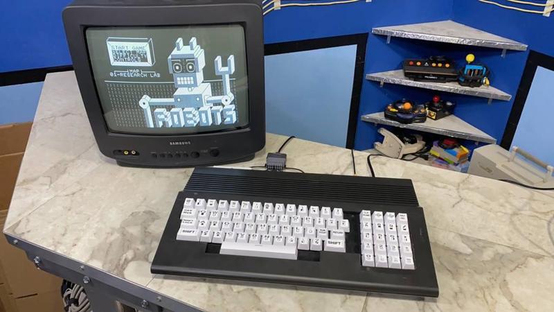 Petskey v1.0 C64 Keyboard Mount