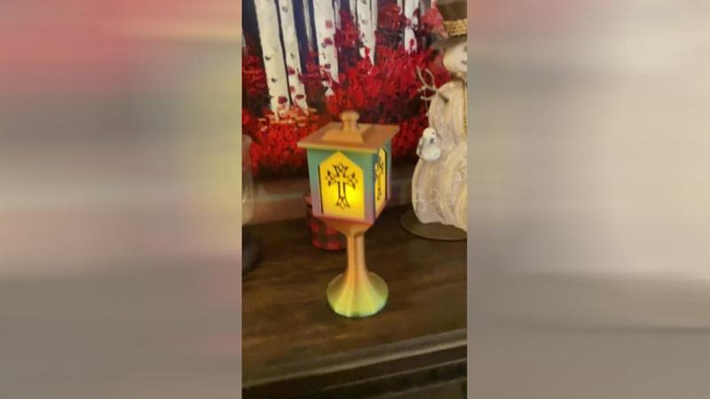 Holiday Lantern 2