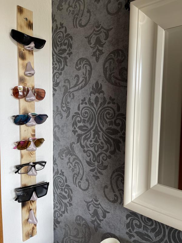 Wardrobe Spectacle holder Spectacle stand