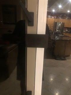 Sliding door latch