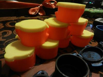 Joe's paint-cups