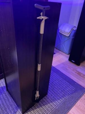 Aquarium Tong Hanger with drip tray