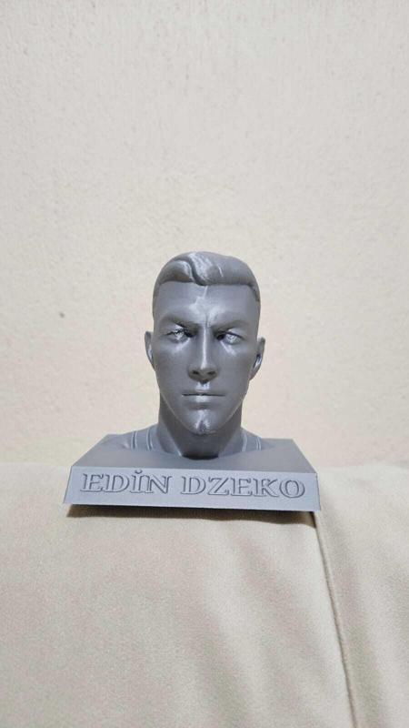 Edin Dzeko