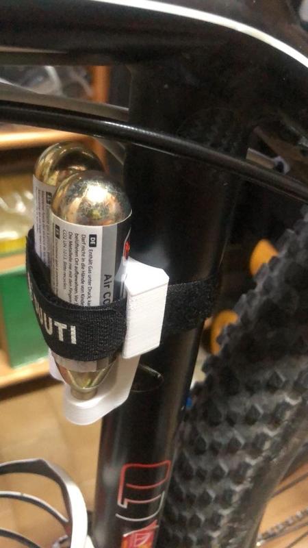 Bike CO2 holder 16g & 25g (27,2mm/30,9mm/31,6mm/37mm)