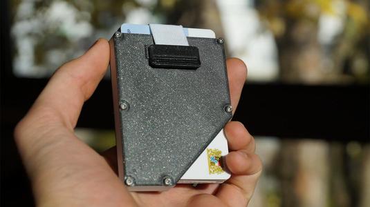 Wallet / card holder