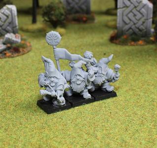 CG Ranger dwarves with bow