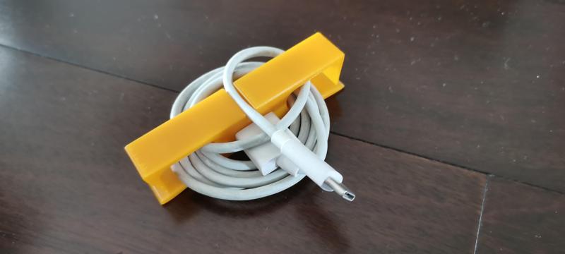 USB Cable Clip