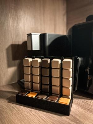 Qbo Capsule Holder