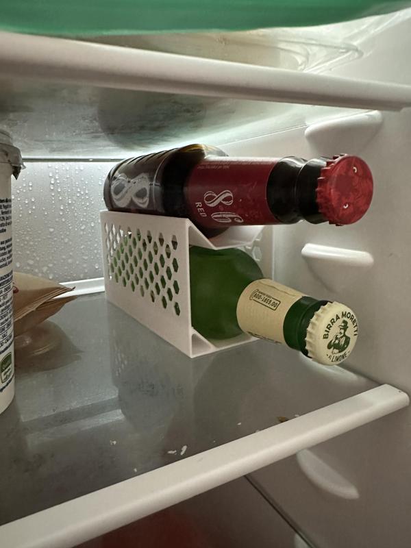 Stack organizer for beer bottles