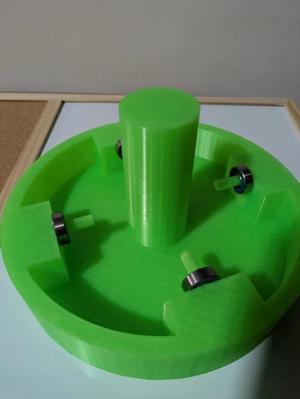 Horizontal spool roller   