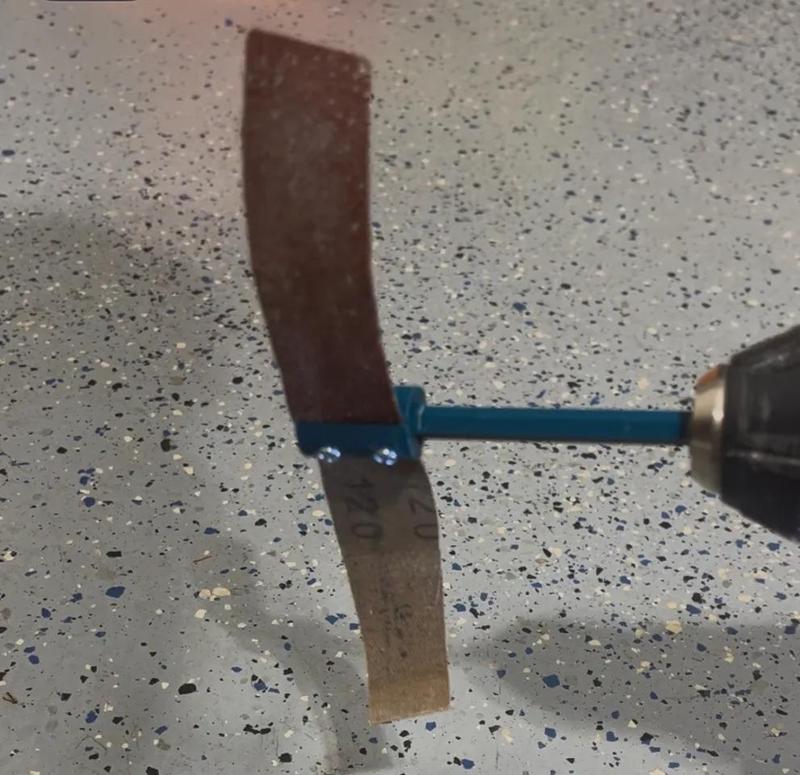 Internal Pipe Sander for Sandpaper Strips   