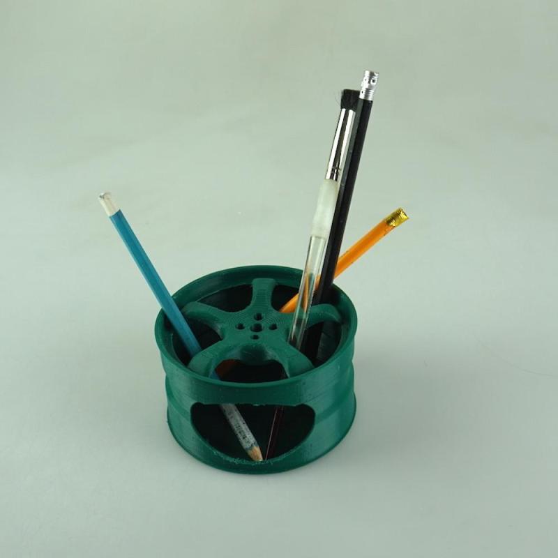 Rim Penholder