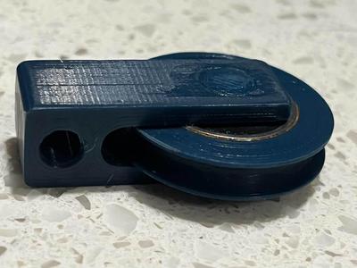 Simple 608 Bearing Pulley