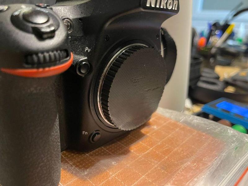 Nikon F mount body cap