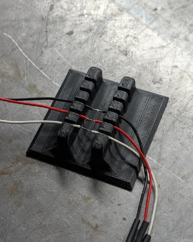 Narrow Soldering Fingers   