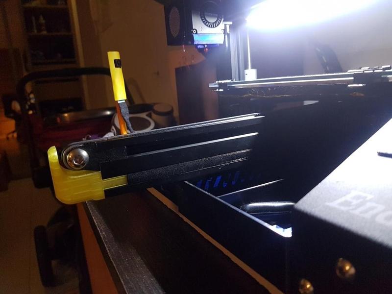 Screwless Ender-3 Y axis wheel cover