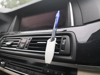 Penholder for car vent