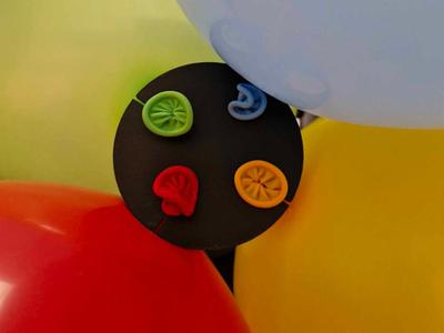 Balloon Bunch Holder with Tie / String Hole