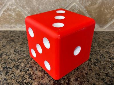 Die for outdoor dice games