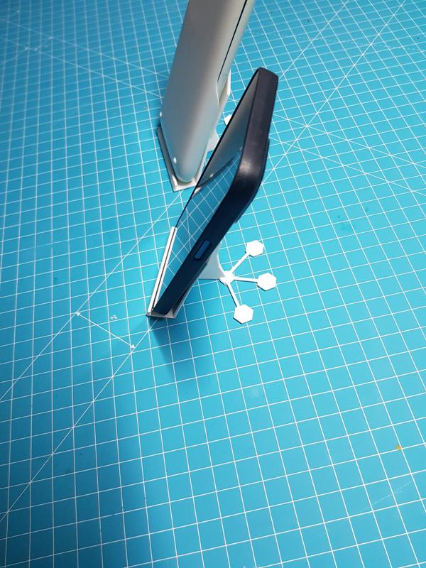 Smartphone Stand (v1)