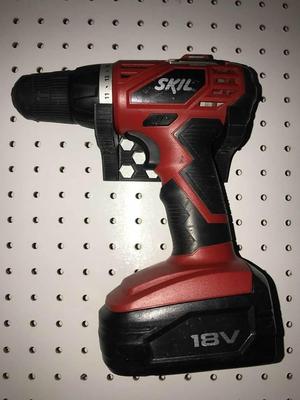 Pegboard Skil Drill Holder