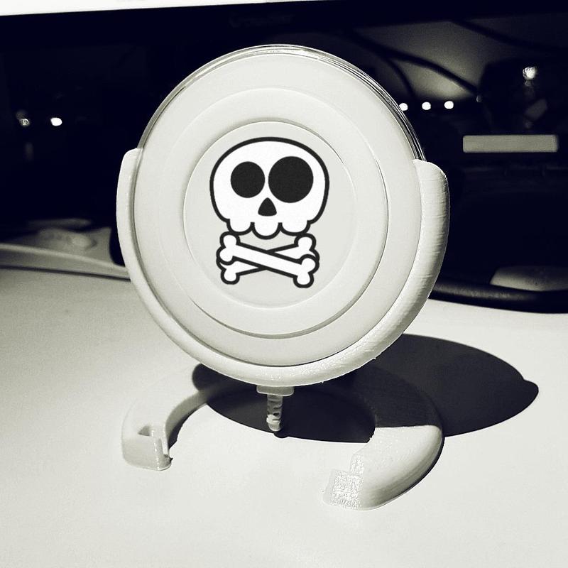 Samsung Wireless Fast Charge holder and phone stand