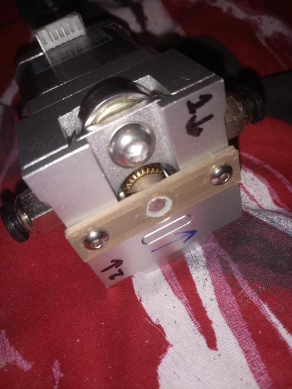Bulldog extruder gear place holder