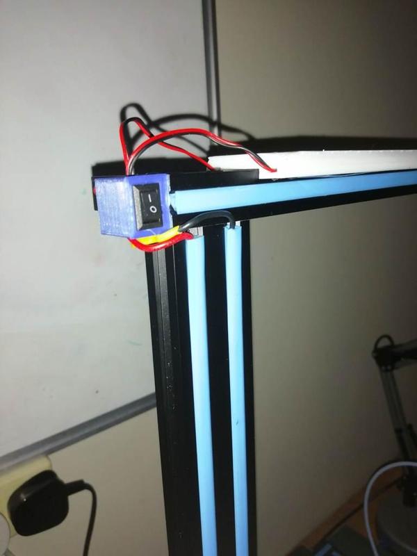 20 x 20 Extrusion Switch Holder for 10 x 15 mm Switch V2