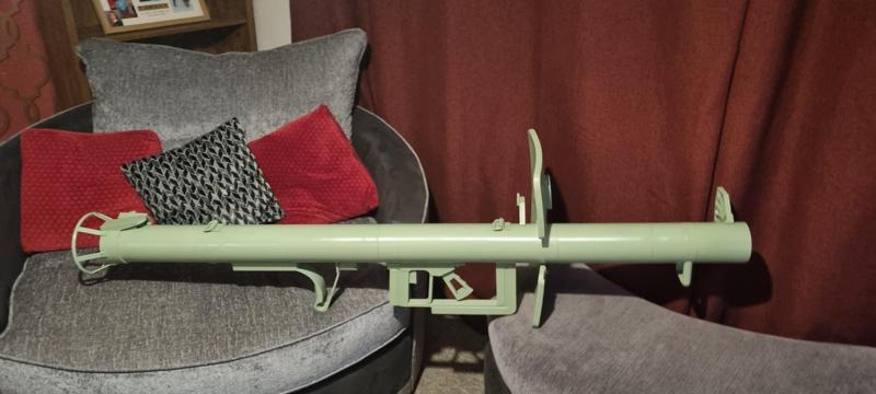 Panzerschreck Anti-tank rocket launcher fullsize