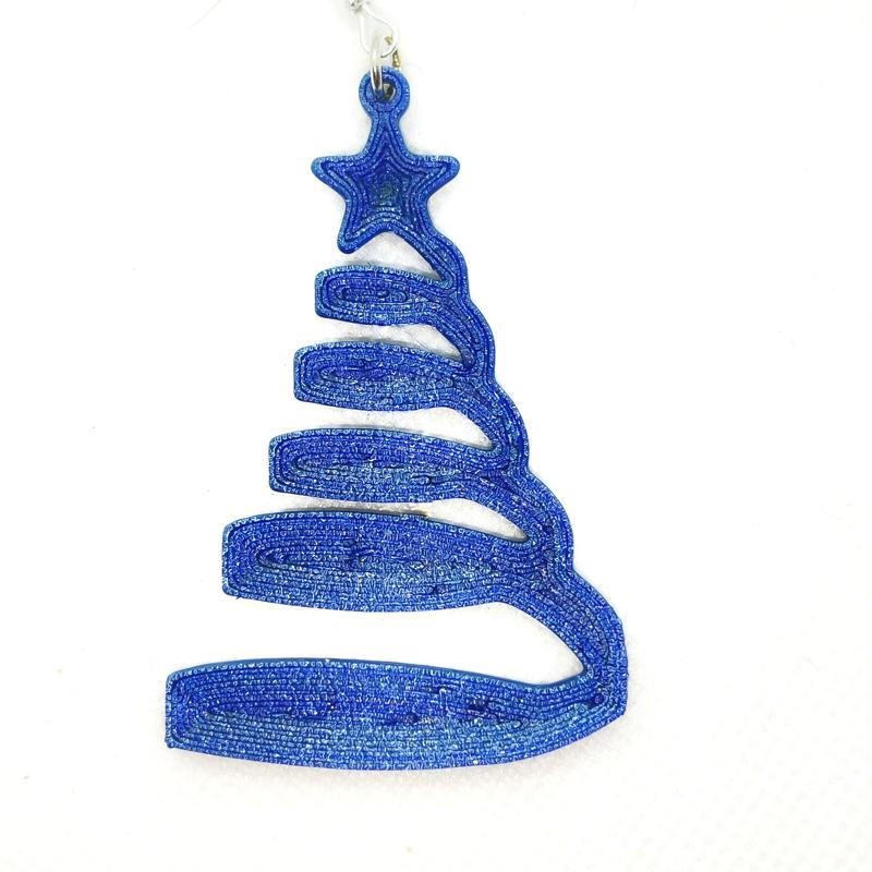 Earrings in the shape of a CHRISTMAS TREE!