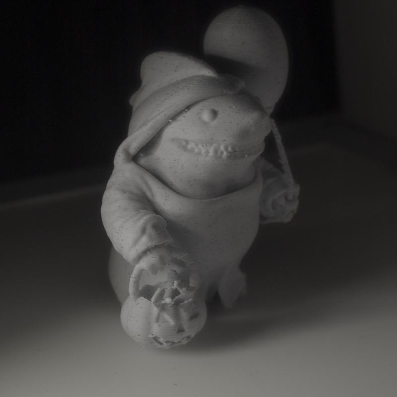 shark_trick or treat/TIBURON SWEET OR TREAT HALLOWEEN