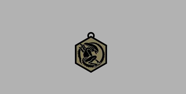 🧬 ALIEN HYBRID KEYCHAIN