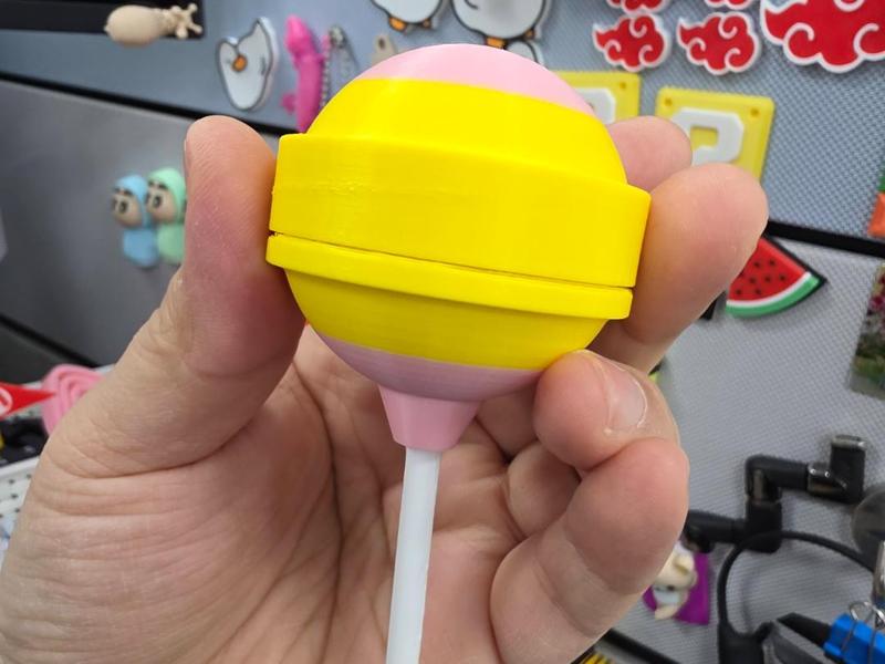 ChupaChups golfball case