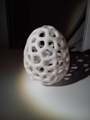 Voronoi Egg