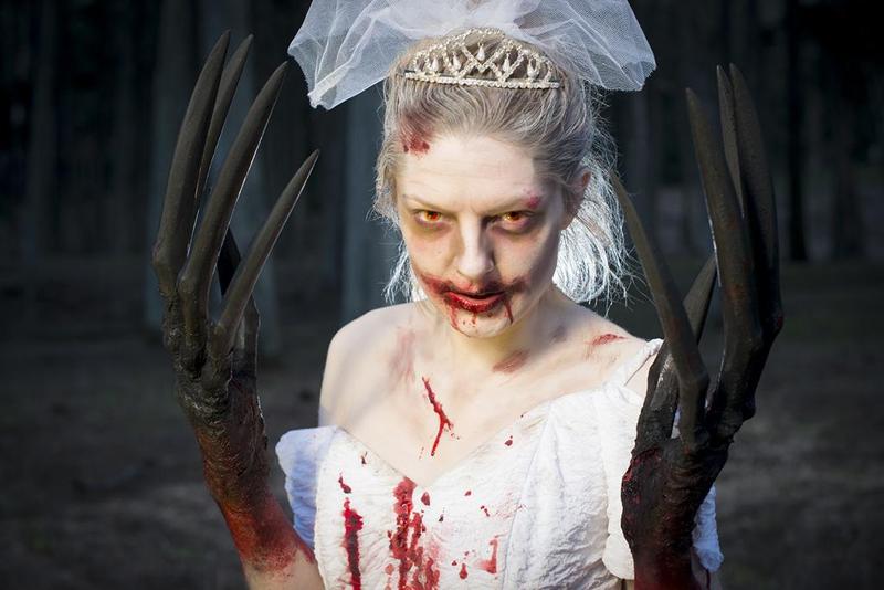 Left 4 Dead Witch Bride Cosplay Claws