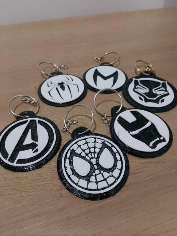 Set of 22 Marvel Superhero Keychain Models