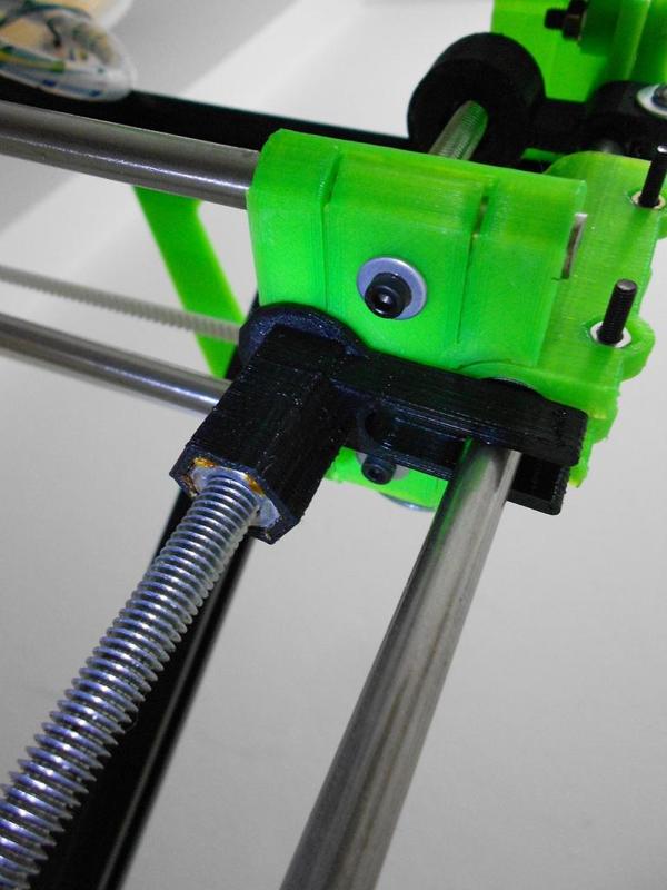 Anti backlash Z isolator for 3D printers 