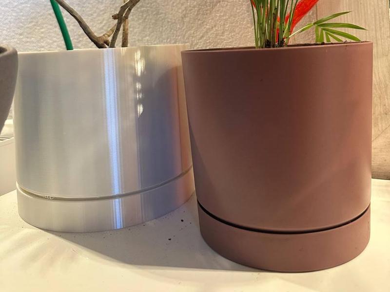 Modern Planter Vase with Detachable Water Tray