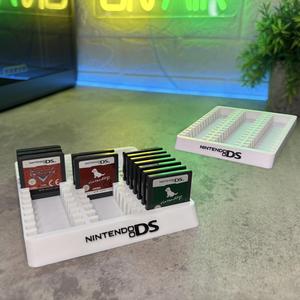 NINTENDO DS / 3DS STAND FOR 45 GAMES