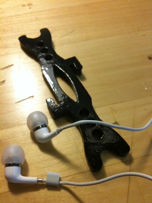 headphone/earbud holder