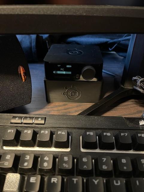 Arctis Pro Mix Amp Riser