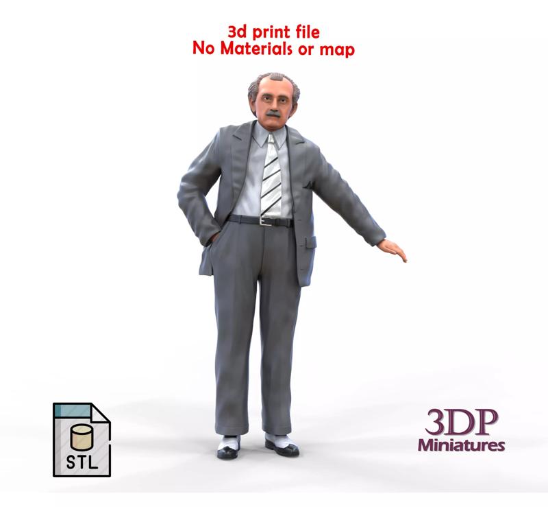 Ferdinand Porsche leaning on the car