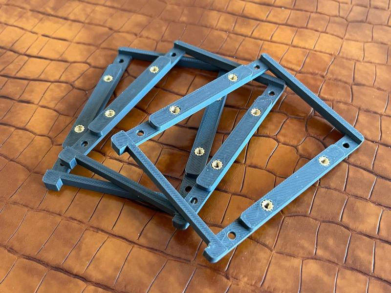 Amiga 600/1200 HDD adapter frame