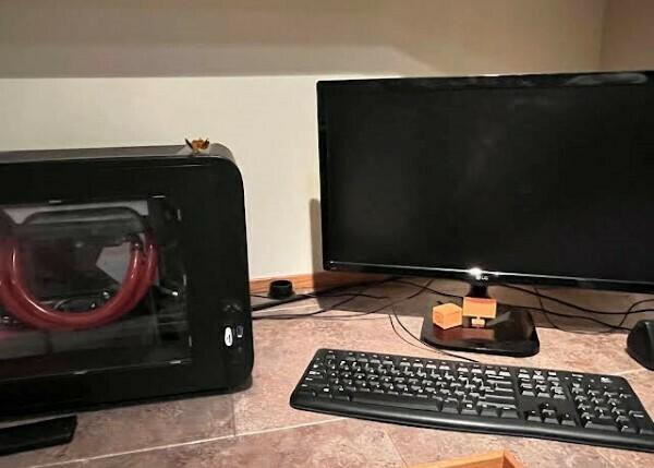 MY COMPUTER (1:10 replica)