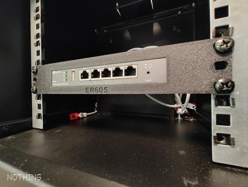 10" Rack mount for TP-Link ER605 Router (Omada)