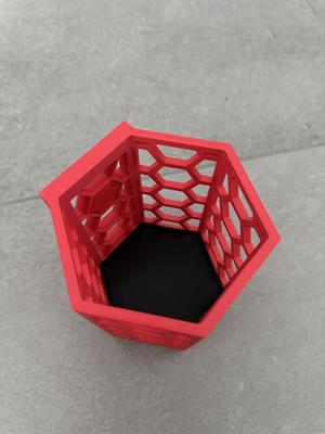 Plate Inserts for Hexagonal Baskets