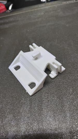 Curtain slide assy