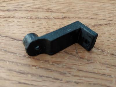 Clip for fitting Mosaic Palette 3 Pro outgoing tube on Sprite extruder