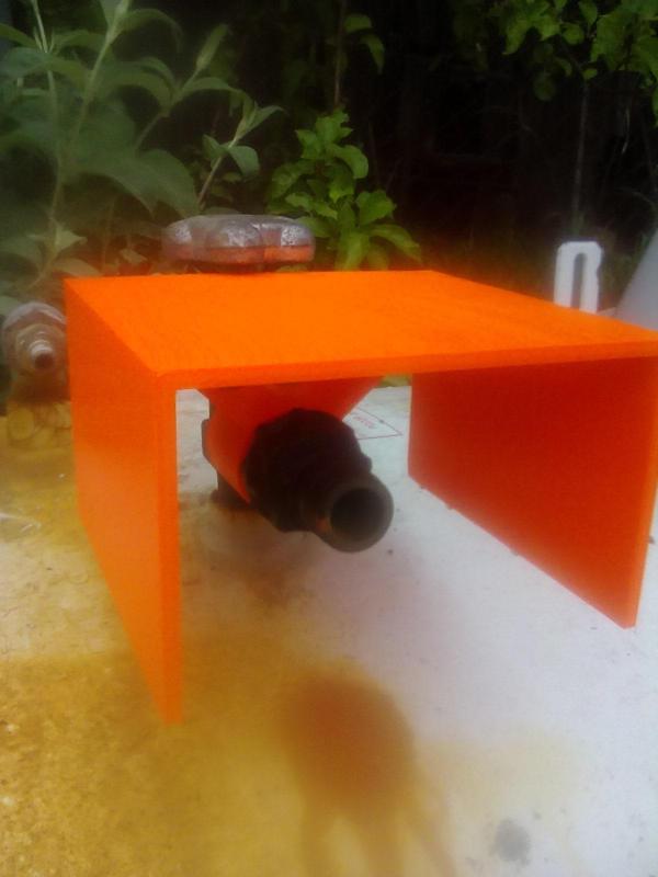 Protection of plastic fittings on the tank / Ochrana plastových fitinek na nádrži