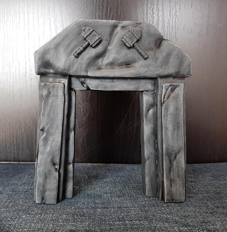 Dwarfen stone door / dungeon entrance